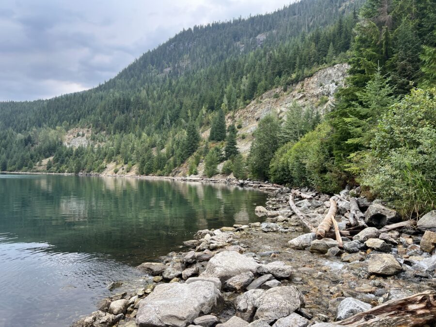 The rocky beach at 5 mile boat launch