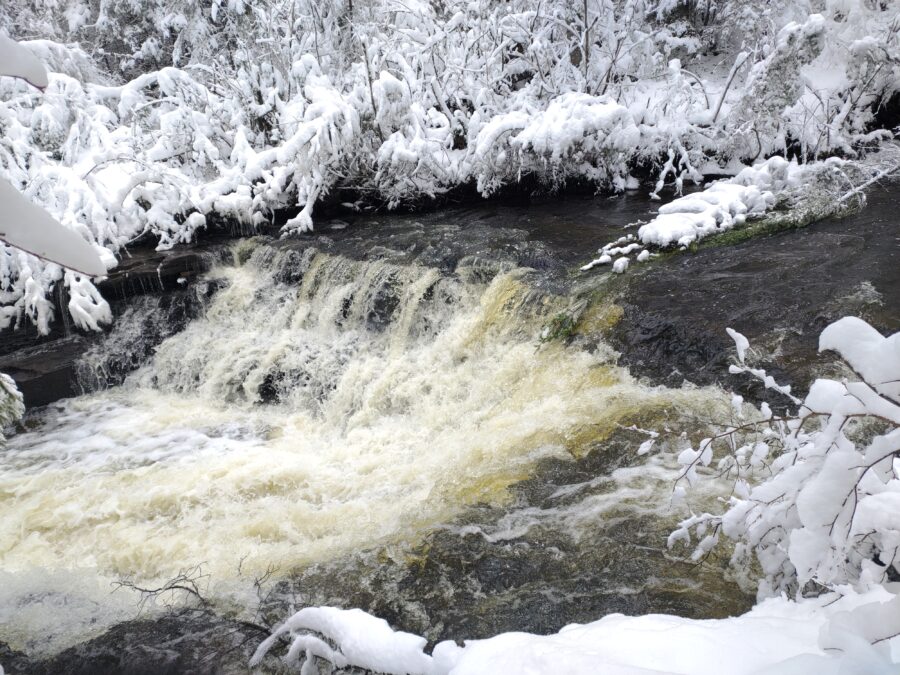 A small waterfall in Thunder Bay, called Cedar Falls